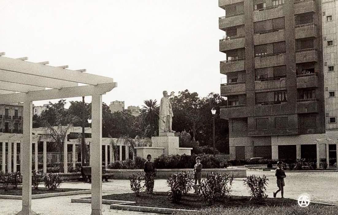 FM c 14- Square Lyautey.jpg